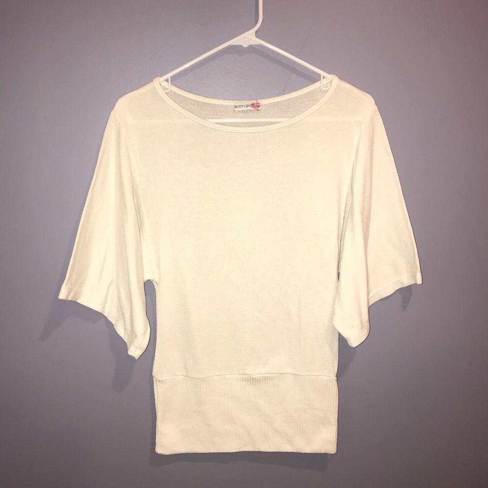 ✨Body Central dolman creme top